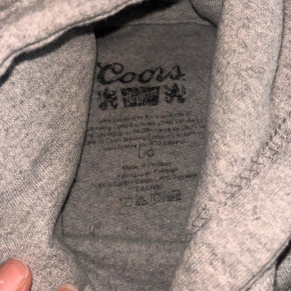 Boathouse -Coors Distressed Hoody- Like new- Sz L
🍺 ⛰️- so comfy , great quality - Picture 6 of 6